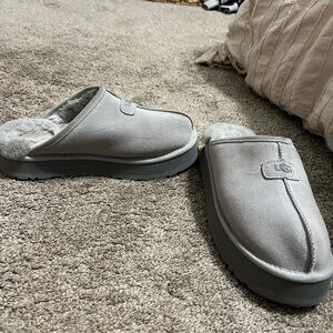 UGG Women’s Light Gray Slip-On Loafers